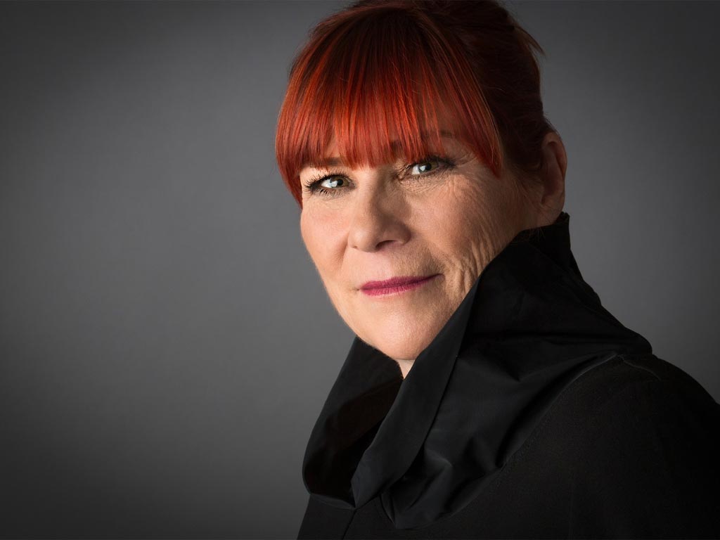 Be in the LOOP with Astrid Oberhummer